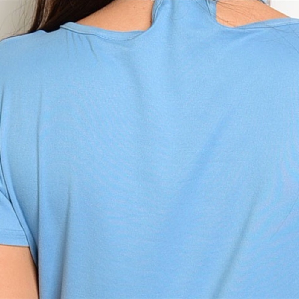 🙌BOGO🙌$9🙌PLUS SIZE CHOKER STYLE TOP - Picture 5 of 5